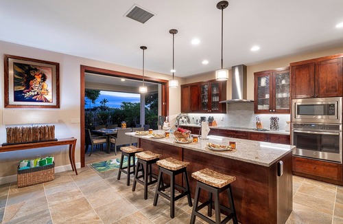 Keauhou House | 🏖️Walk to Pickleball | Private Pool Keauhou Home