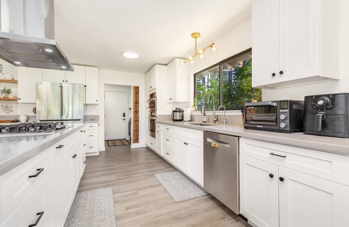 Hawaii Kai House | Waterfront Hawaii Kai Home w/Access to the Marina Near Shops & Restaurants