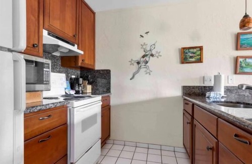 Wailua House | Wonderful Place To Stay! 4 Family-friendly Suite w/Spacious Living Area | Pool