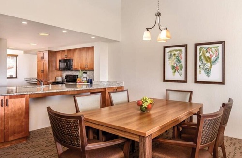Kahaluu-Keauhou Condo | Wyndham Kona Coast Resort|1BR/1BA King Balc Suite