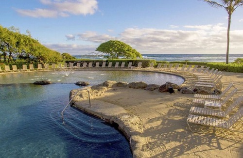 Hanamaulu Hotel | Your Dream Beach Vacation Awaits at Kauai Beach Resort