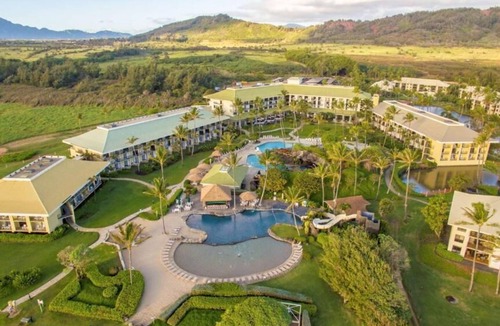 Hanamaulu Hotel | Your Dream Beach Vacation Awaits at Kauai Beach Resort