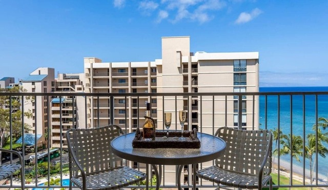 10th floor oceanview studio, AC, resort amenities, walk to shops, dining & beach