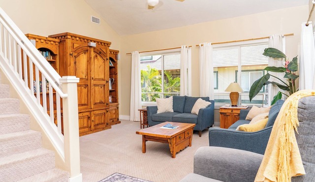 3 bed/3 bath Poipu Condo - Central A/C, Walking path to Beach