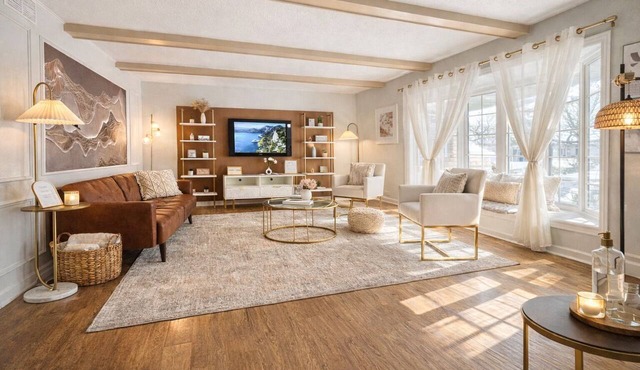 4-Bedroom Retreat Near Convention Center King Beds in Schaumburg