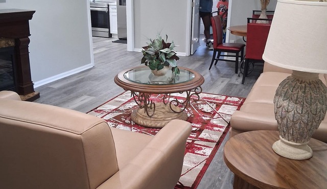 ABM Southern Vacation Rental 3-bedroom house in marvelous Savannah with WiFi in Savannah