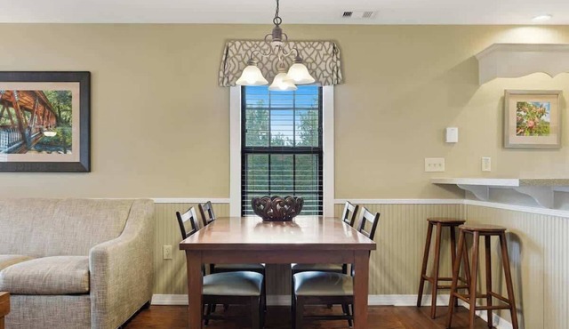 Apple Mountain Resort | Elevated Retreat in Clarkesville
