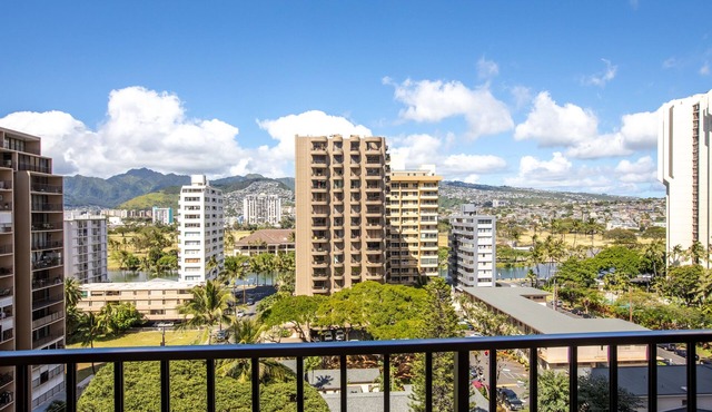 Aston Waikiki Banyan 1BST3 | Pool & Hot Tub in Honolulu
