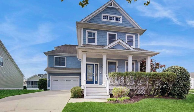 Bayside Resort house w/community pools, hot tubs, tennis courts & on-site golf in Selbyville