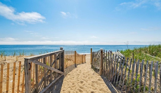 Beachfront Parking Salisbury Beach Retreat in Salisbury
