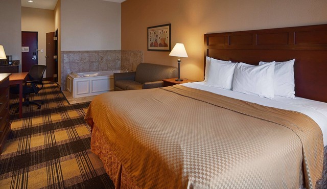 Best Western Lockhart Hotel & Suites in Lockhart