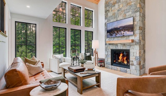 Black Diamond Ski House | Mountain Luxury in North Conway