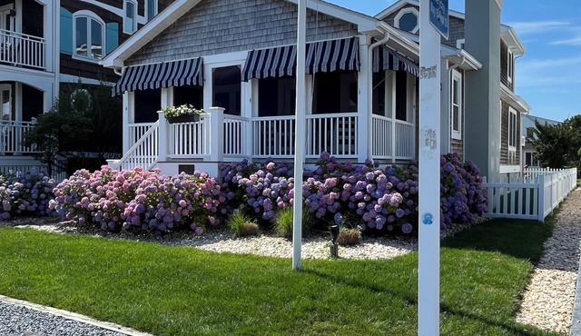 Charming 4-bedroom cottage just steps from the beach and town! in Bethany Beach