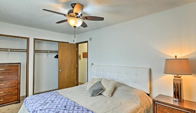 Charming Anchorage Townhome with Furnished Patio! in Anchorage