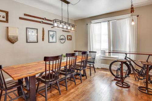 Charming Paris House ~ 1 1/2 Mi to Canyon! in Paris