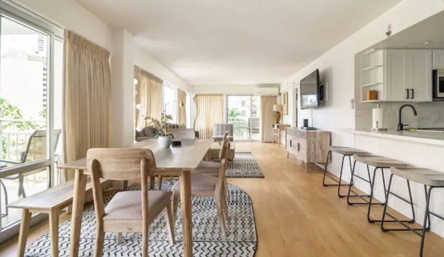 City & Palm View Oceanfront Bliss w/Free Parking