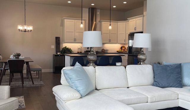 Colorado Golf Community 4 bedroom&bath-Rocky Mountain Views-Trails & Restaurants in Berthoud
