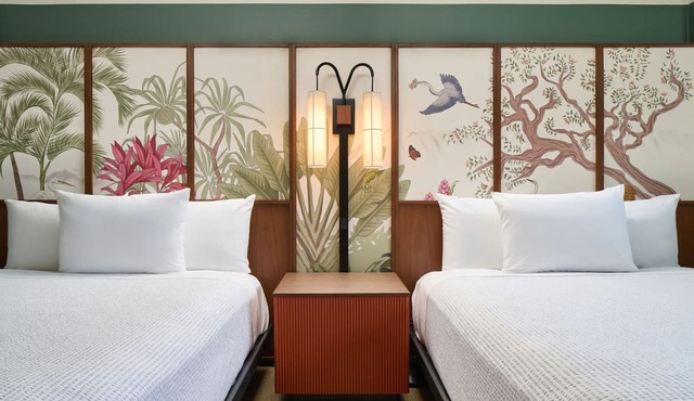 Convenient Stay in Hawaii! 2 Comfortable Units Onsite Pool