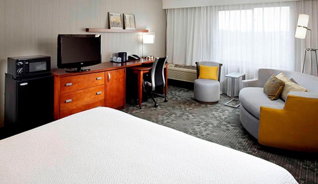 Courtyard by Marriott Akron Stow in Stow