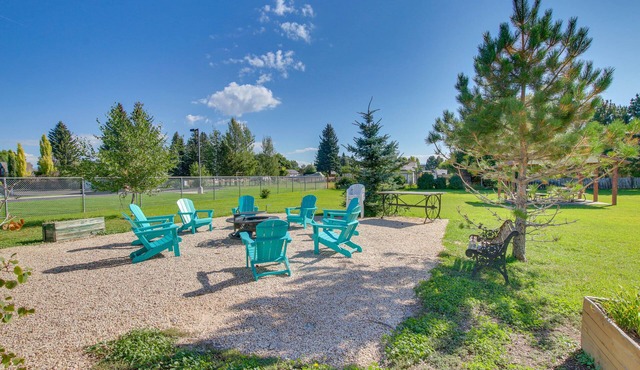 Cozy Paris Studio ~ 4 Mi to Bear Lake! in Paris