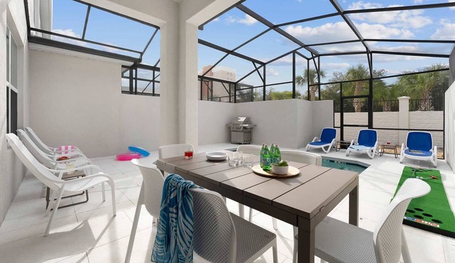 Drake's Dreamland | Fantasy escape w/video game theme BR, pool, near Universal in Orlando