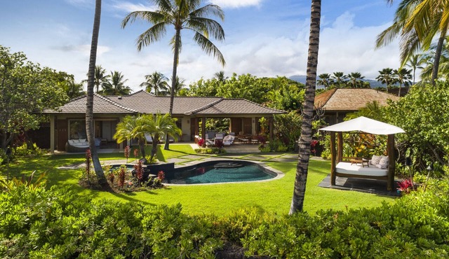 Elevated 4BR Kahikole Estate 218 at Hualalai – Indoor-Outdoor Living & Views