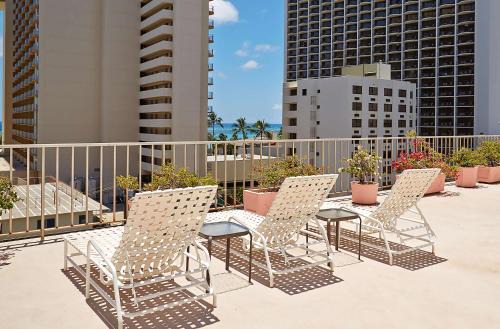 Ewa Hotel Waikiki in Honolulu