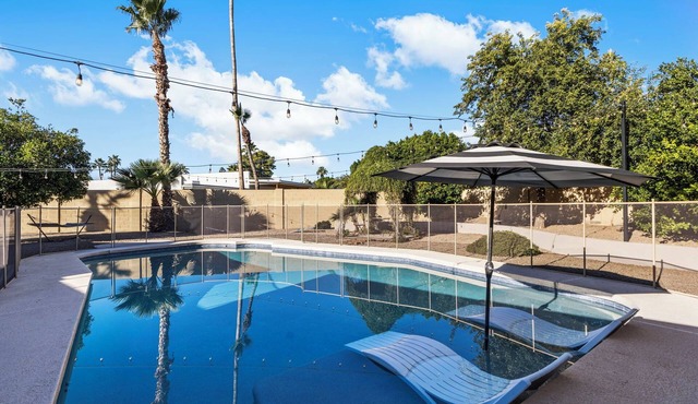Family/Pet Friendly Home w/Private Heated Pool near Old Town in Scottsdale