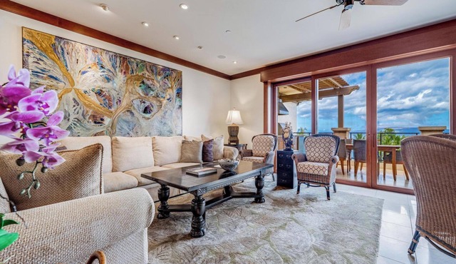 Fine Art + Ocean Views | Professionally Managed