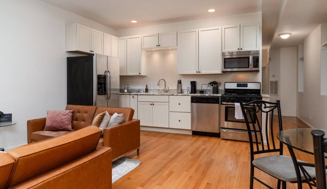 Flexhome Wicker Park 2BR P2 in Chicago