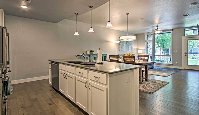 Fort Collins Townhome: Remote Workers Welcome in Fort Collins