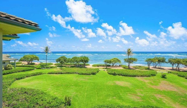 G401 - Top Floor Ocean View Corner Suite - Extra Large Floor Plan in Kapaa w AC!