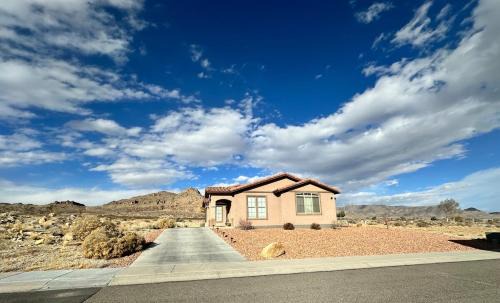 Golf course & Mountain view in West Wendover