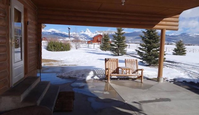 Gorgeous Saddlehorn Cabin - Amazing Teton Views in Driggs