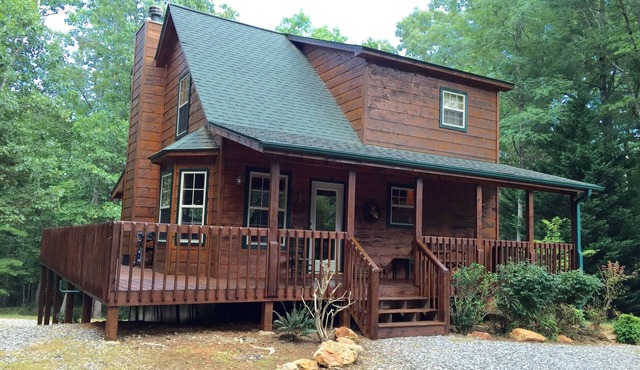 Great Specials-Lovely Nature Cabin on 3 Acres! in Blairsville