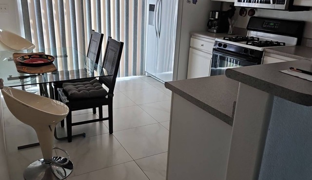 Great Specials Now! PET Friendly, 2 Bedroom, 2 Bath Home, 10 min. from The Strip in Las Vegas