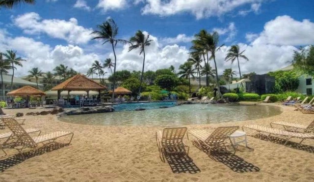 Ground-Floor Lihue Studio Near Ocean with Pools, Gym & Spa