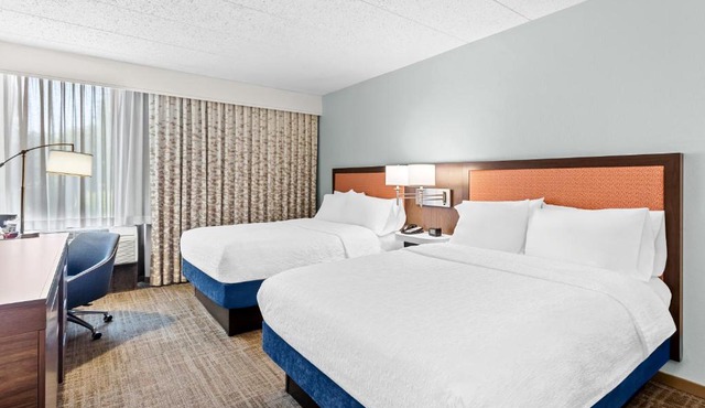 Hampton Inn Chicago-Naperville in Naperville