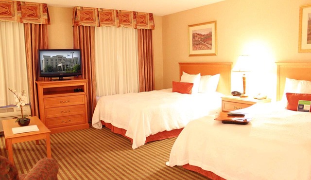Hampton Inn & Suites Addison in Addison