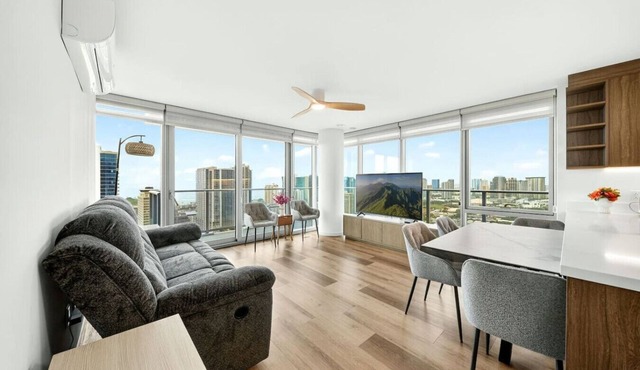 High-Rise Retreat | Panoramic Ocean & City Views