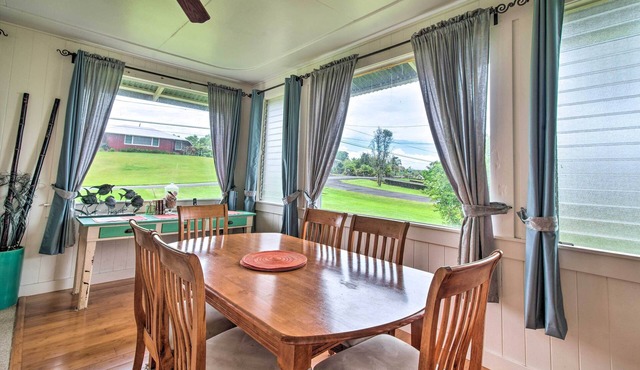 Hilo Home Base - 3 Miles to State Park & Beach!