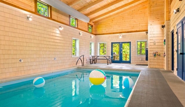 Hocking Hills | Heated Pool + Hot Tub | Sleeps 20 | Wheelchair Accessible in McArthur