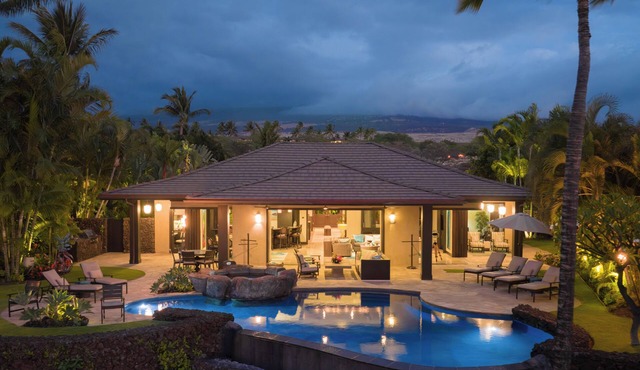 Hualalai Golf lovers delight Lau'eki