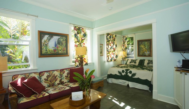 Iao Valley Inn in Wailuku