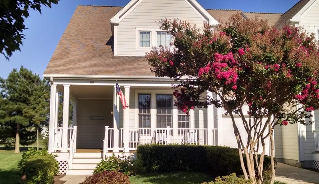 Just reduced for 7/11 - 7/18 Rental week! Unbelievable deal on golf course 4Bdrm in Ocean View