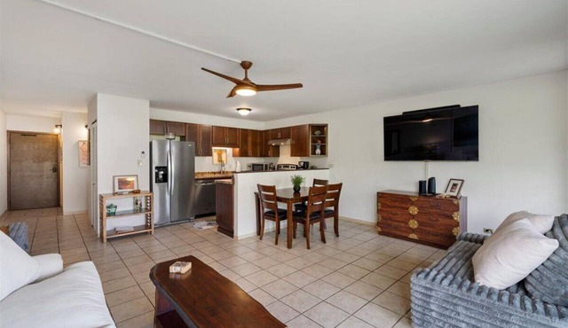 Kihei Alii Kai A 302 - HUGE lanai! Kamaole Beach is steps away
