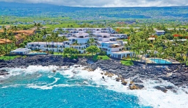 Kona | Family Hawaii Coast Stay | Pool + Views | 2BR