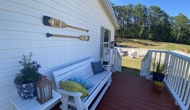 Lake house retreat in Abbeville