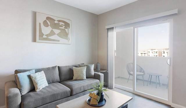 Landing | Incredible 2BD, Rooftop Lounge, Pool in Henderson
