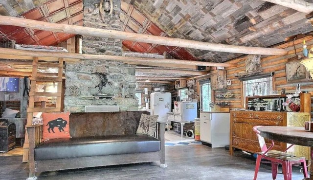 Log Cabin on the River Hot Tub, Stars, Ultimate Escape in Bailey